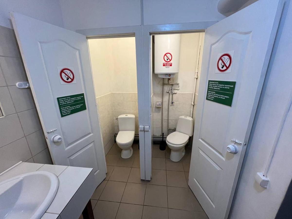 Fox Hostel Kiev Luaran gambar